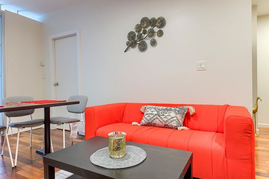 204 440 RICHARDS STREET, Vancouver BC V6B 2Z3 Vancouver, BC - 2