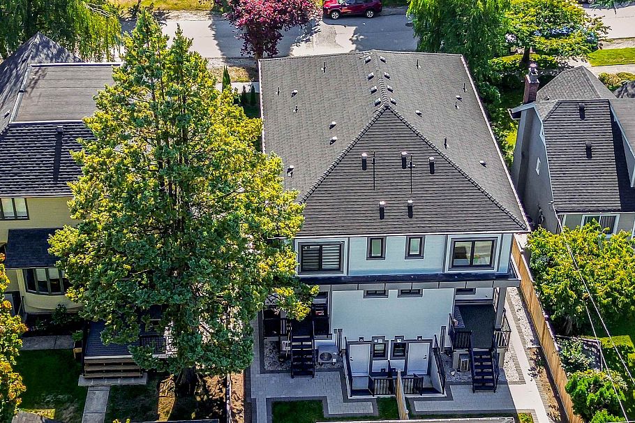 2837 W 31st Avenue Vancouver, BC - 32