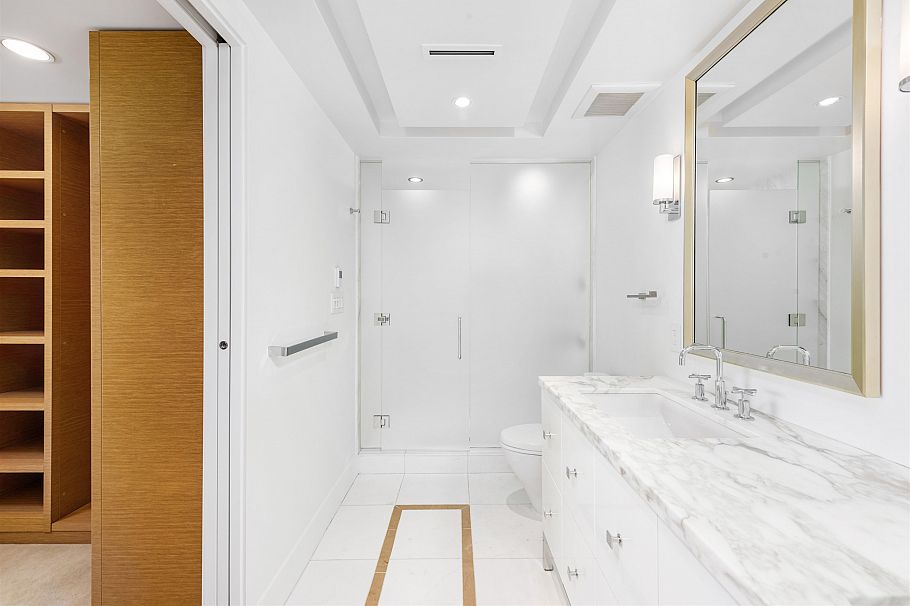 2301 667 Howe Street Vancouver, BC - 25