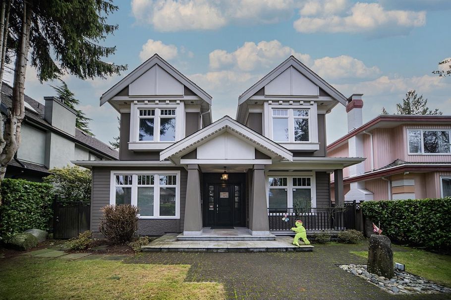 1420 W 53rd Avenue Vancouver, BC - 1