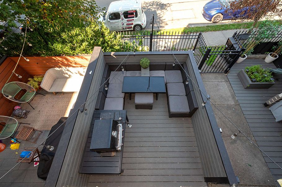 2048 Triumph Street Vancouver, BC - 17