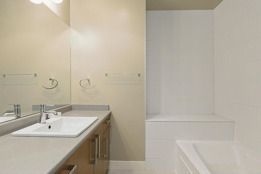 206 188 W 29th Street North Vancouver, BC - 21