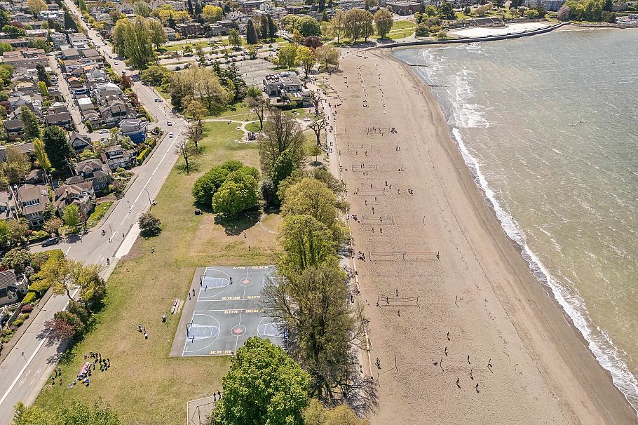 207 1750 W 10th Avenue Vancouver, BC - 34