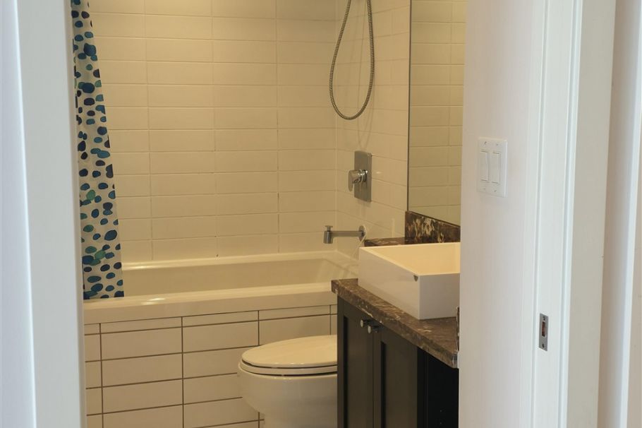 2106 4815 Eldorado Mews Vancouver, BC - 9