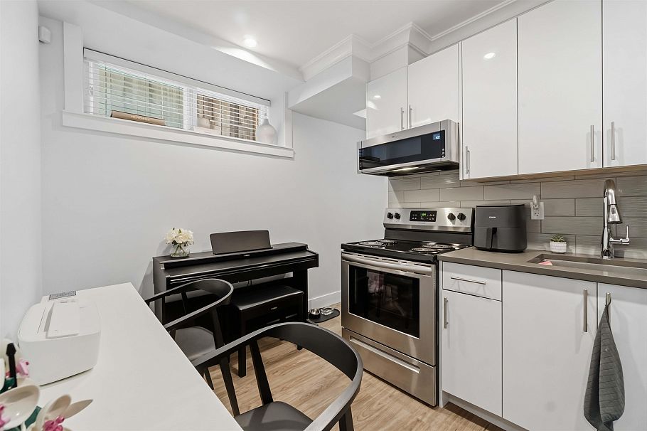 3162 Venables Street Vancouver, BC - 27