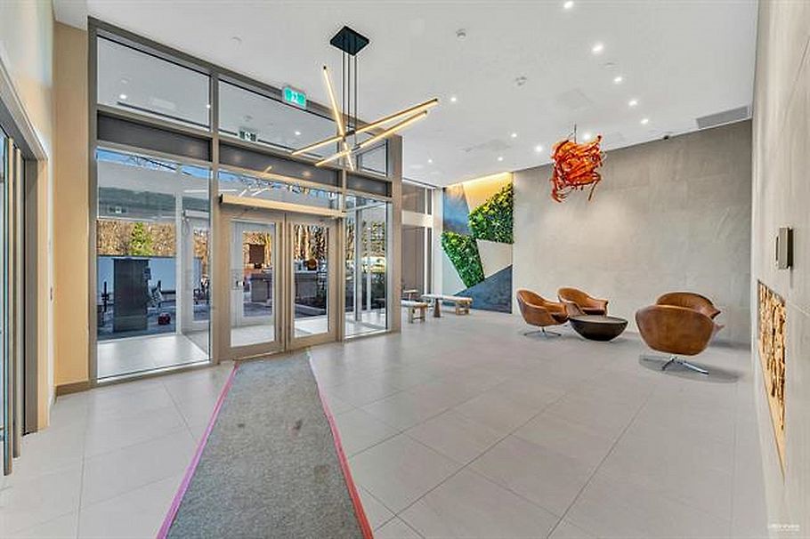 1906 1401 Hunter Street North Vancouver, BC - 15