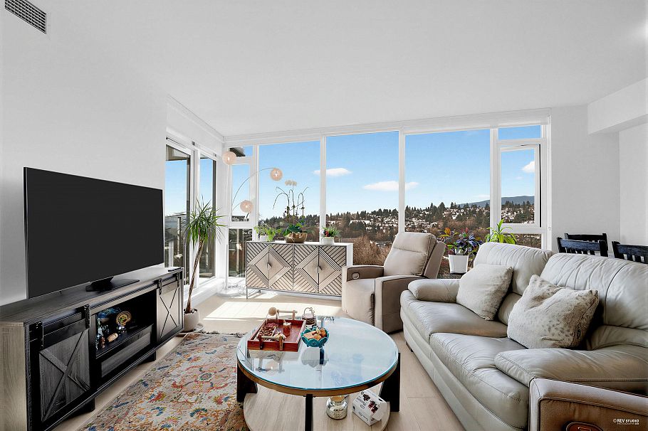 1906 1401 Hunter Street North Vancouver, BC - 3