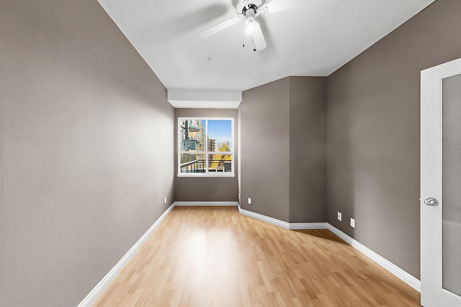 204 131 W 3rd Street North Vancouver, BC - 22