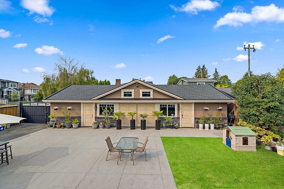 2515 E 45th Avenue Vancouver, BC - 37