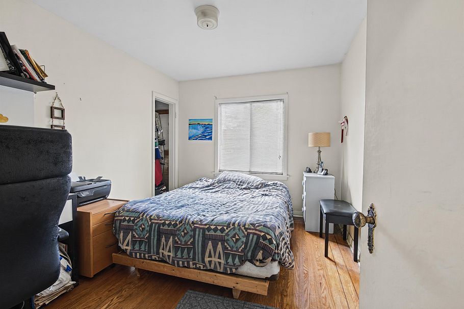 455 W 29th Avenue Vancouver, BC - 6