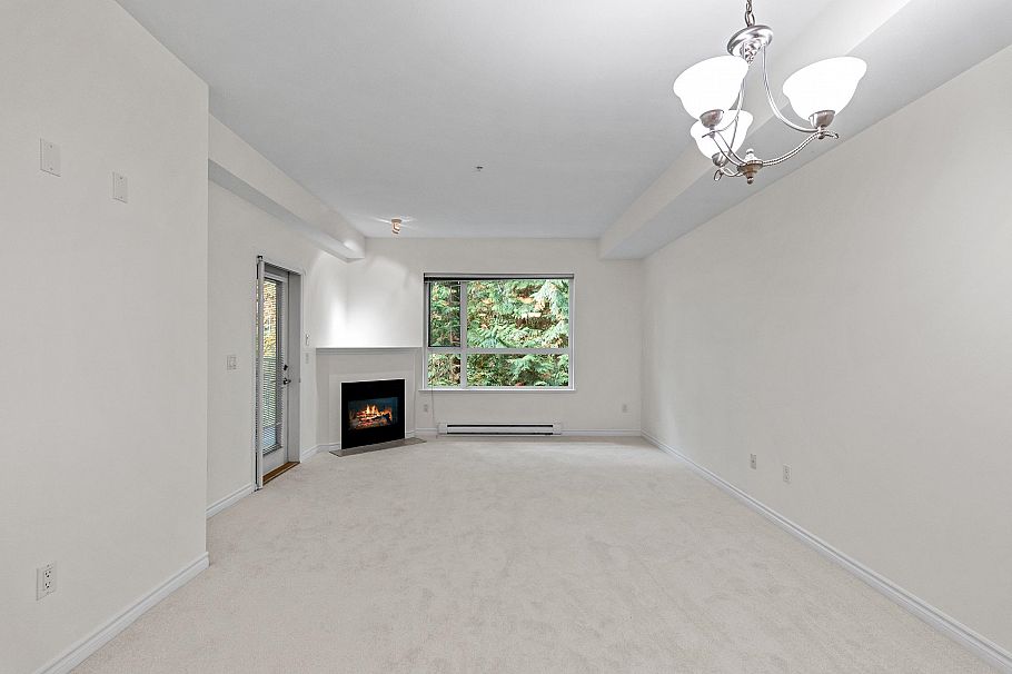 208 3151 Connaught Crescent North Vancouver, BC - 10