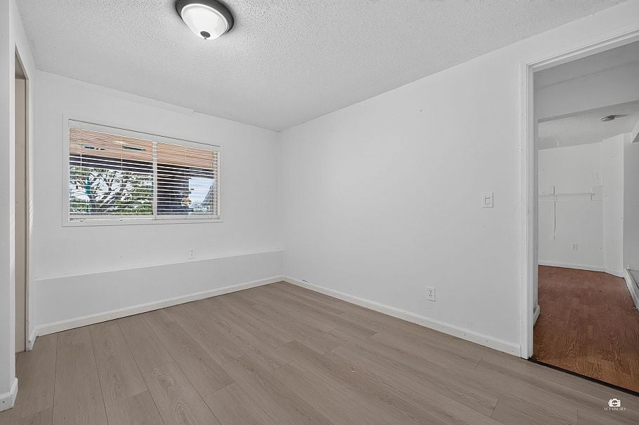 3184 E 8th Avenue Vancouver, BC - 13
