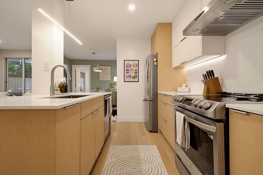 204 1345 Comox Street Vancouver, BC - 10