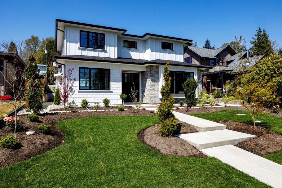 1028 Calverhall Street North Vancouver, BC - 1