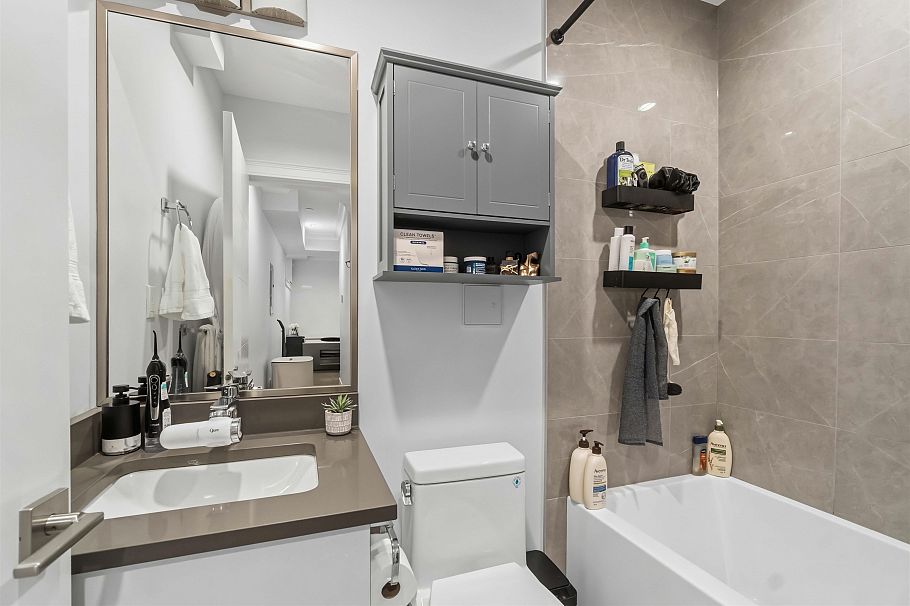 3162 Venables Street Vancouver, BC - 28