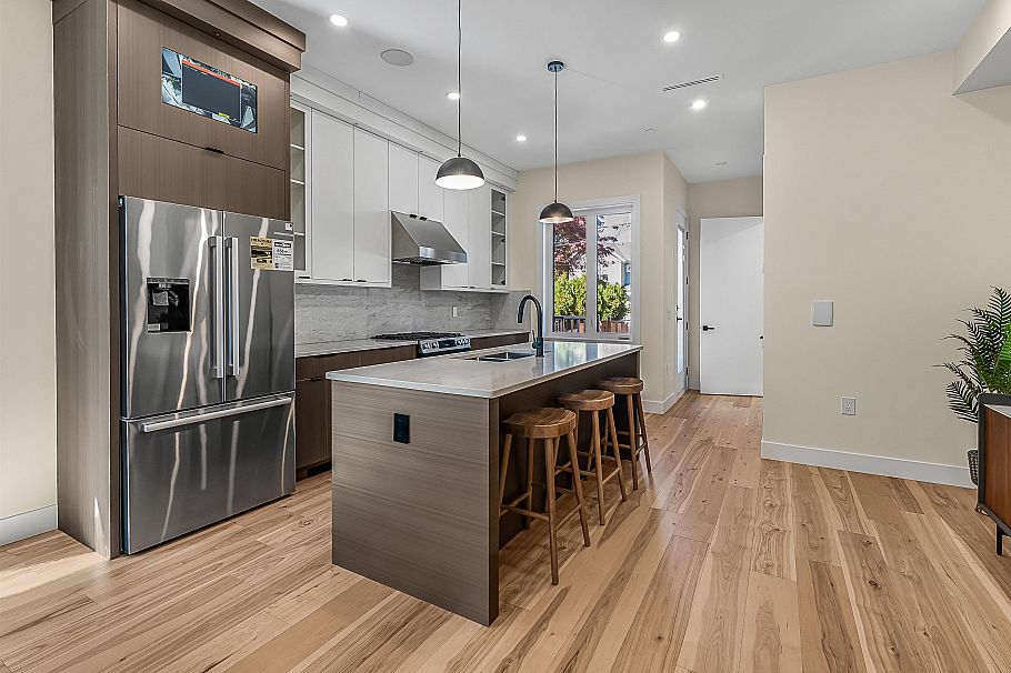 2837 W 31st Avenue Vancouver, BC - 9