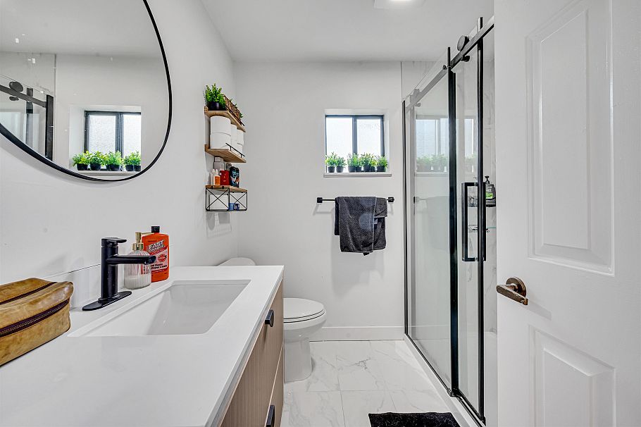 7237 Quatsino Drive Vancouver, BC - 14