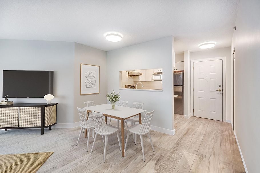 209 3455 Ascot Place Vancouver, BC - 4