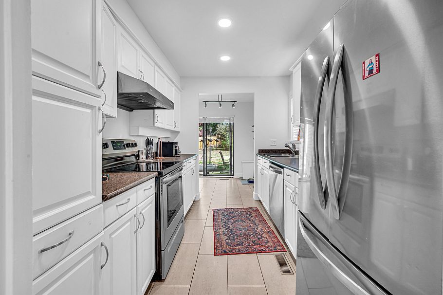 7237 Quatsino Drive Vancouver, BC - 7