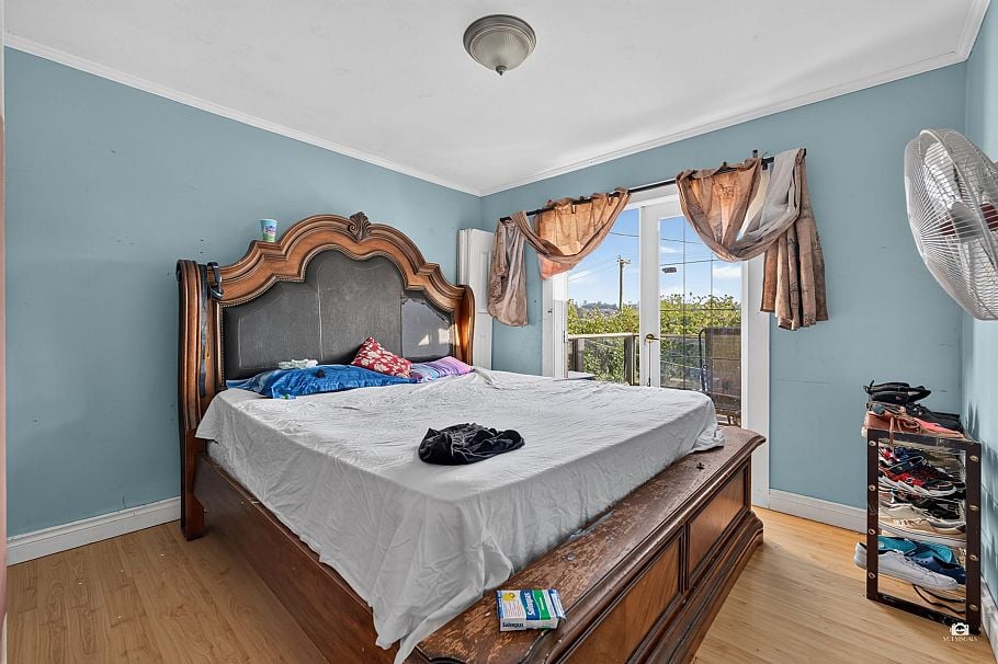3184 E 8th Avenue Vancouver, BC - 9
