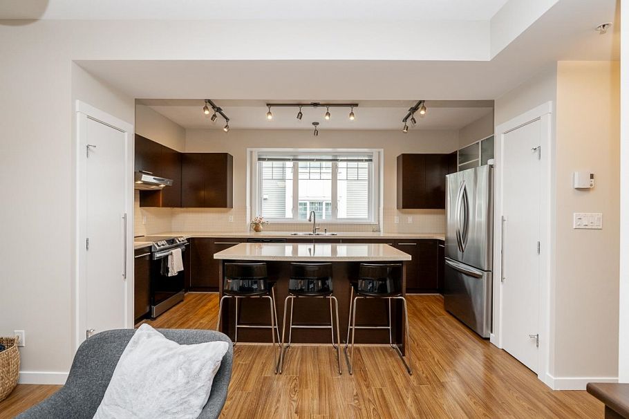 3826 Welwyn Street Vancouver, BC - 5