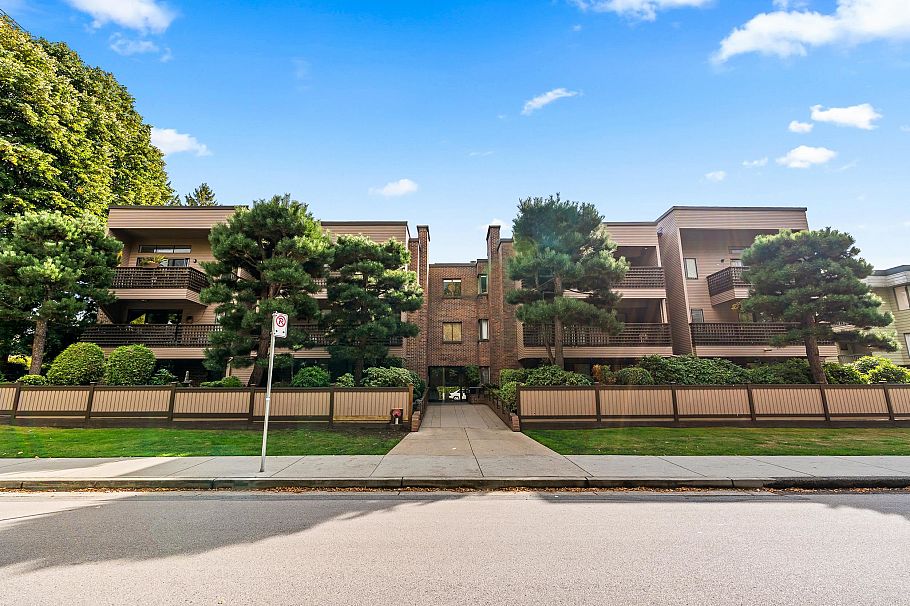 207 1750 W 10th Avenue Vancouver, BC - 18