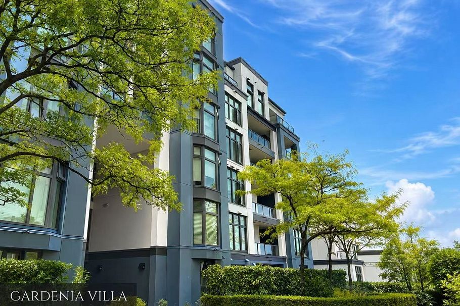 203 2468 E Broadway Vancouver, BC - 5