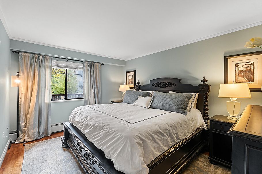 207 1750 W 10th Avenue Vancouver, BC - 10