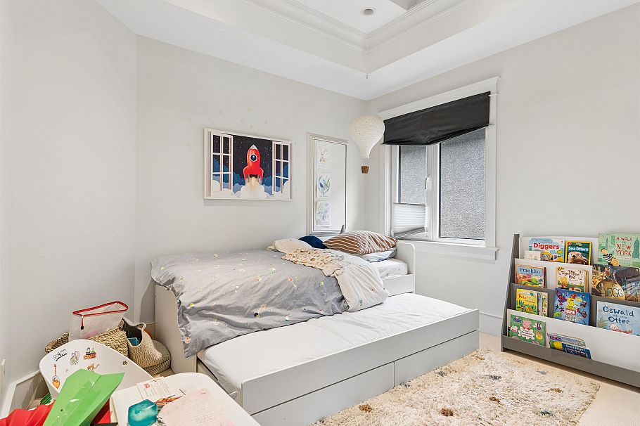 917 W 20th Avenue Vancouver, BC - 19