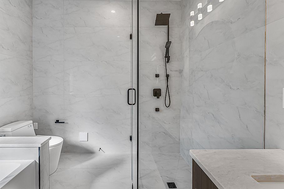 2837 W 31st Avenue Vancouver, BC - 20