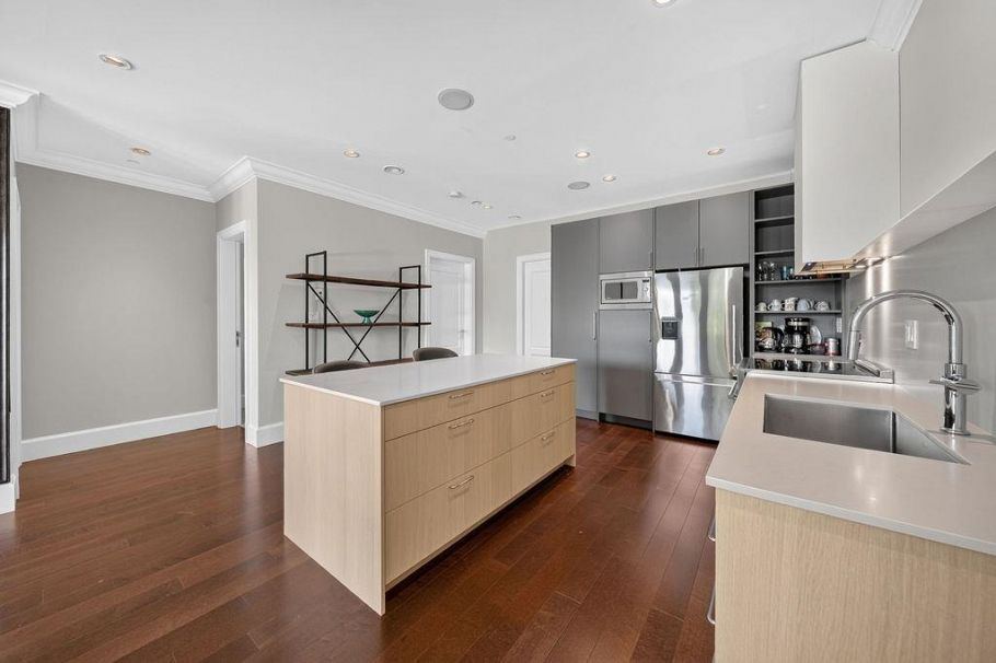 4578 Puget Drive Vancouver, BC - 21