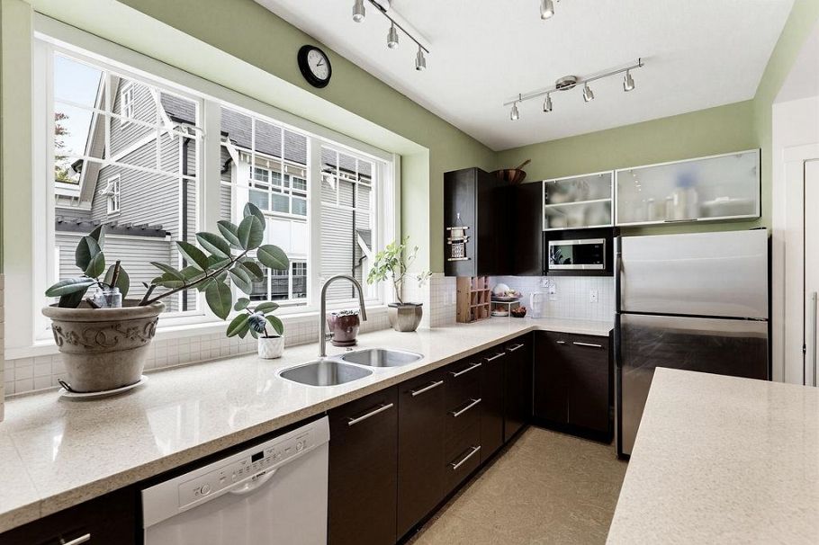 3822 Welwyn Street Vancouver, BC - 8