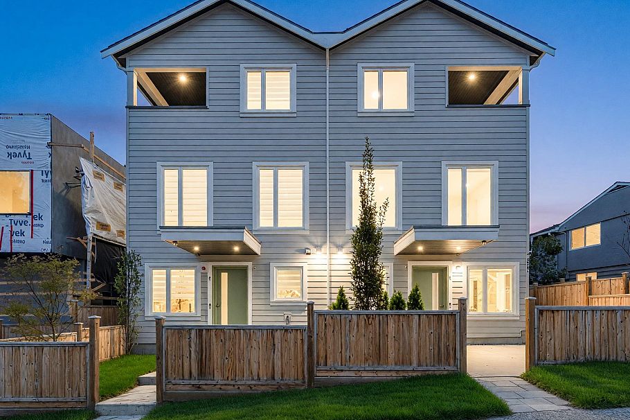 1 3581 Haida Drive Vancouver, BC - 1