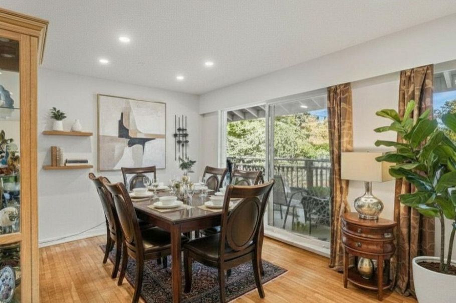 608 555 W 28th Street North Vancouver, BC - 3