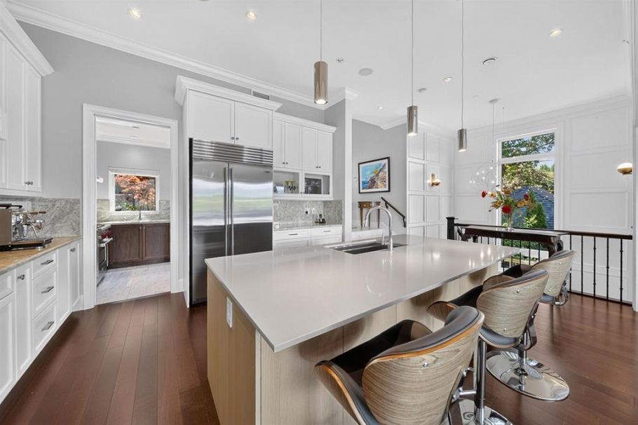 4578 Puget Drive Vancouver, BC - 9