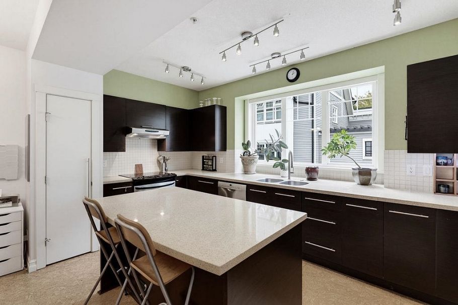 3822 Welwyn Street Vancouver, BC - 5