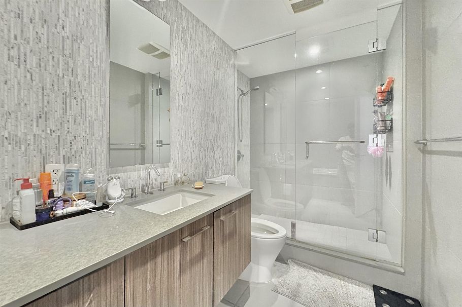 503 2411 Heather Street Vancouver, BC - 13