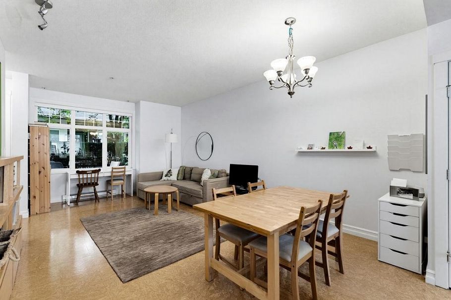 3822 Welwyn Street Vancouver, BC - 4