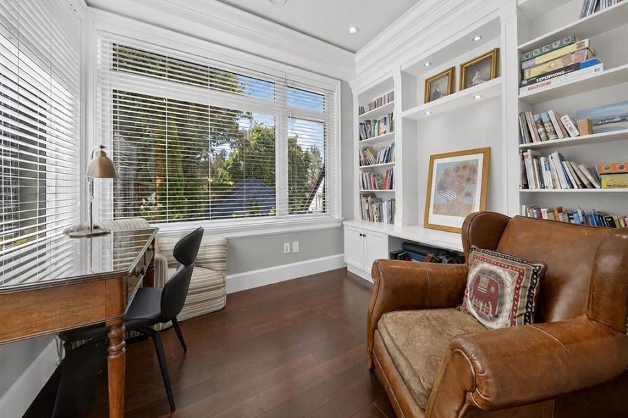 4578 Puget Drive Vancouver, BC - 12