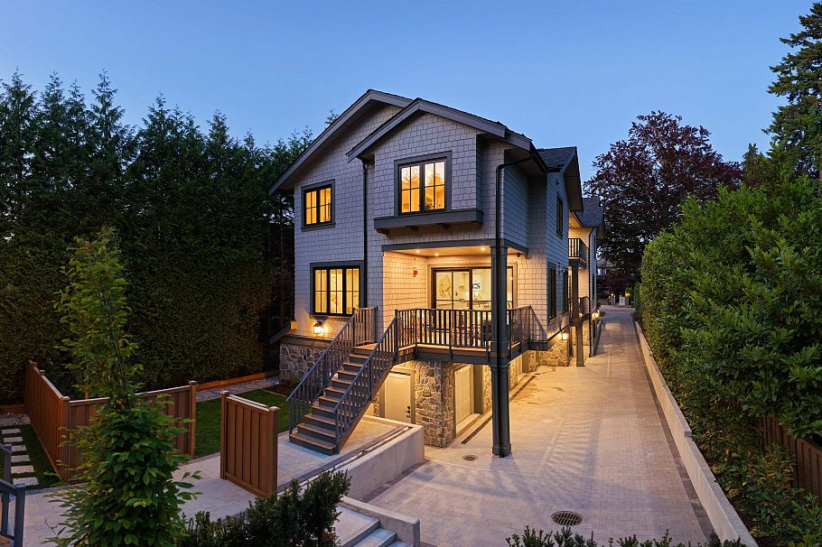 5593 Mackenzie Street Vancouver, BC - 31