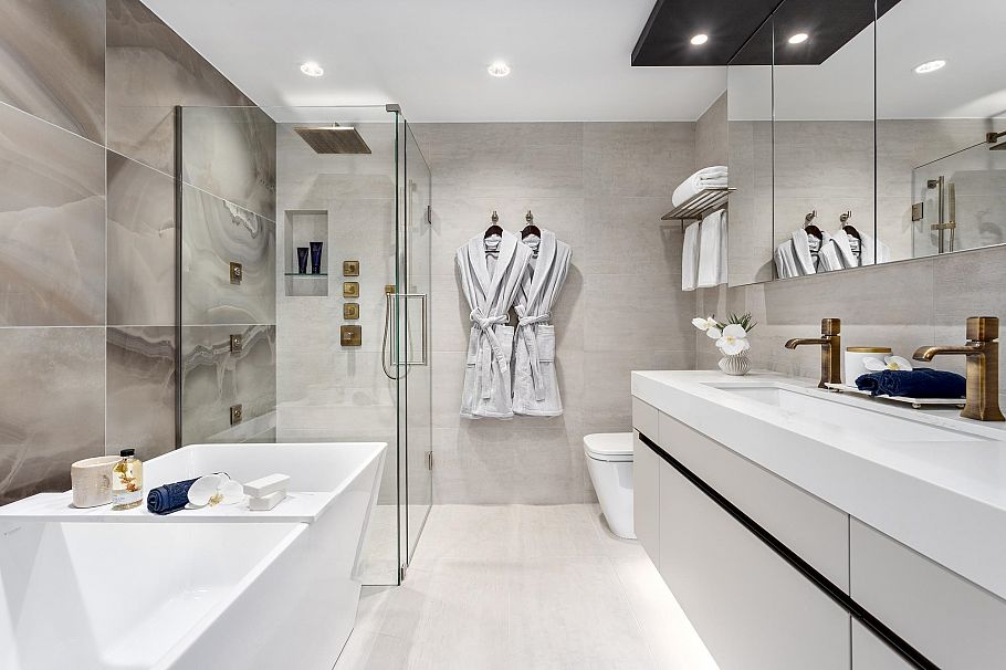 501 2323 Fir Street Vancouver, BC - 4