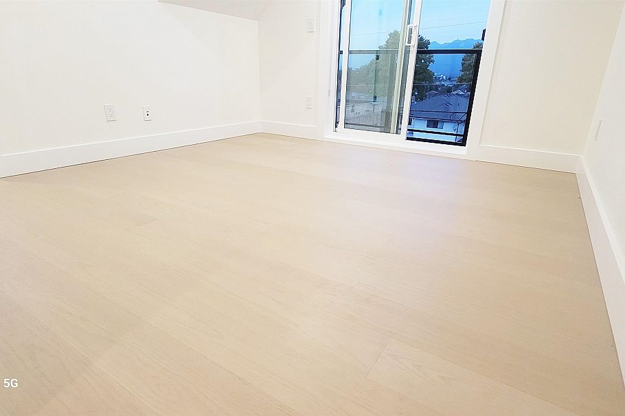 2 2741 Grant Street Vancouver, BC - 12