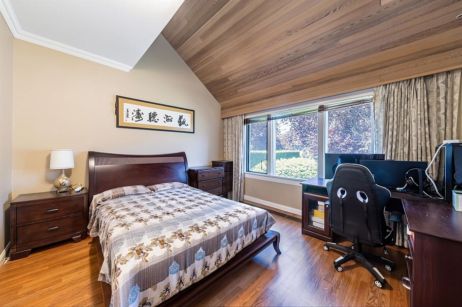 1986 W 43rd Avenue Vancouver, BC - 19