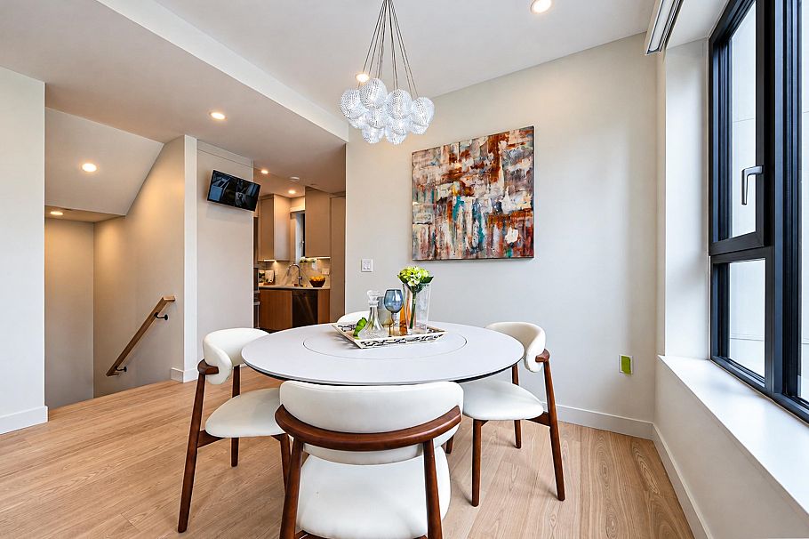 1 7881 Birch Street Vancouver, BC - 4