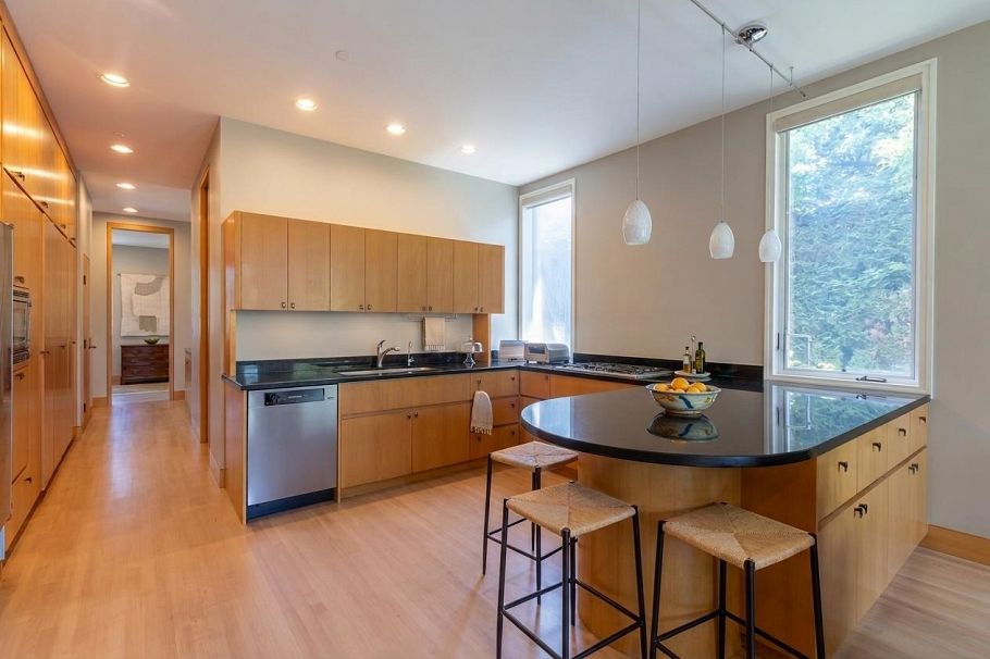 1178 Laurier Avenue Vancouver, BC - 10