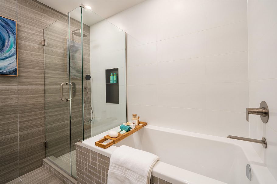 201 8486 Oak Street Vancouver, BC - 11