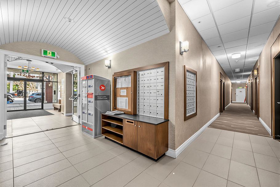 204 131 W 3rd Street North Vancouver, BC - 33