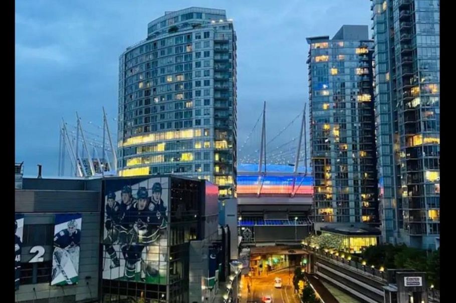 1107 689 Abbott Street Vancouver, BC - 2