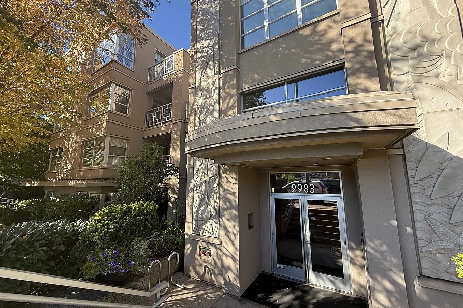 411 2983 W 4th Avenue Vancouver, BC - 19