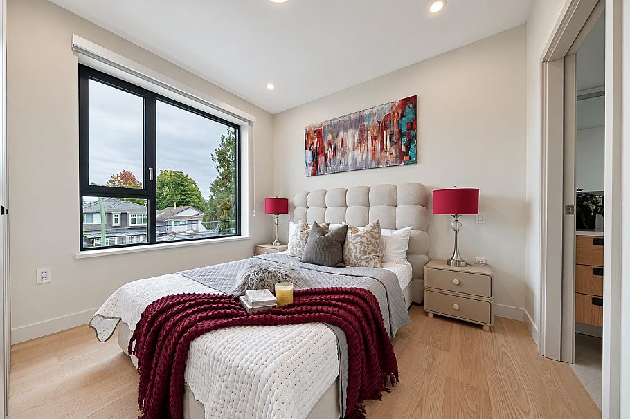 1 7881 Birch Street Vancouver, BC - 10